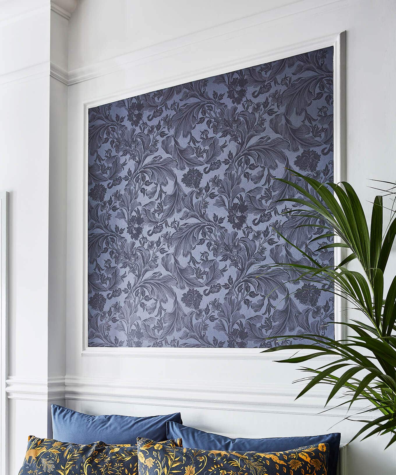Floral Décor | Home Joe Browns Daring Damask Wallpaper Navy / Gold / Red